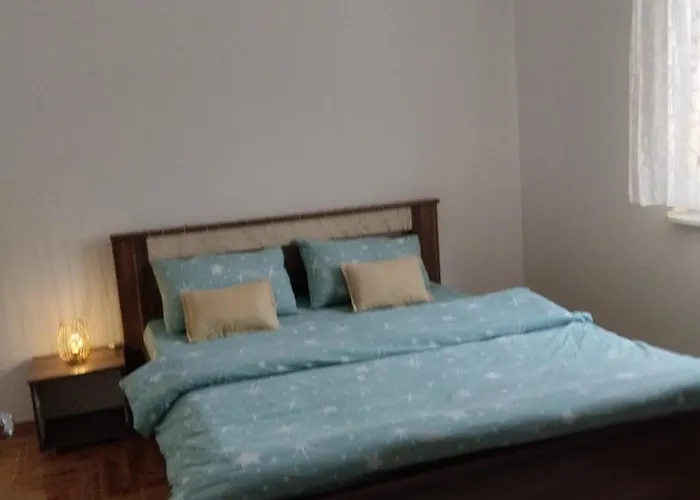 Ananbi באניה לוקה